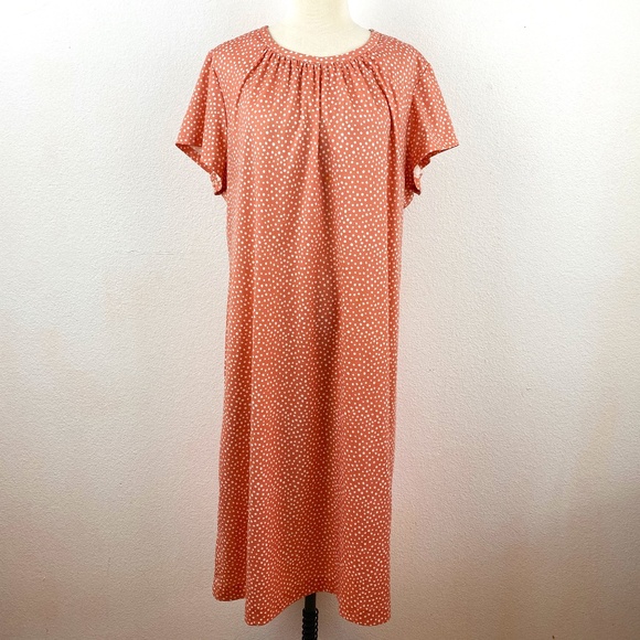 Vintage 70s Woman Lorac Original Dress Shift Muu Muu Peach White Polka Dots Midi - Picture 1 of 6